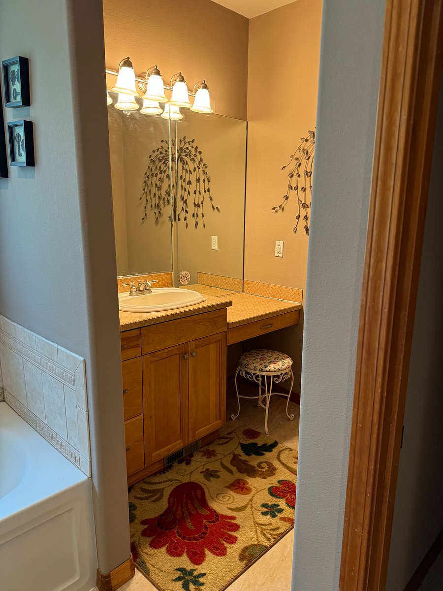 Right side Vanity in Bedroom #1(Red)