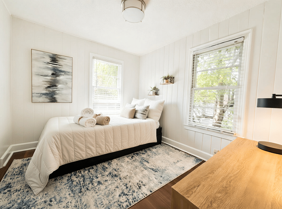 2nd bedroom with twin bed