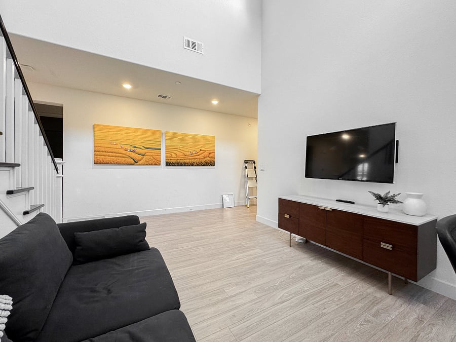 Furnished Finder property 746862_1 photo 24