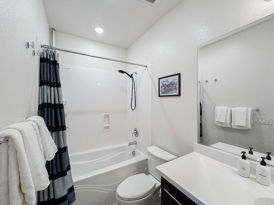 Furnished Finder property 746862_1 photo 17