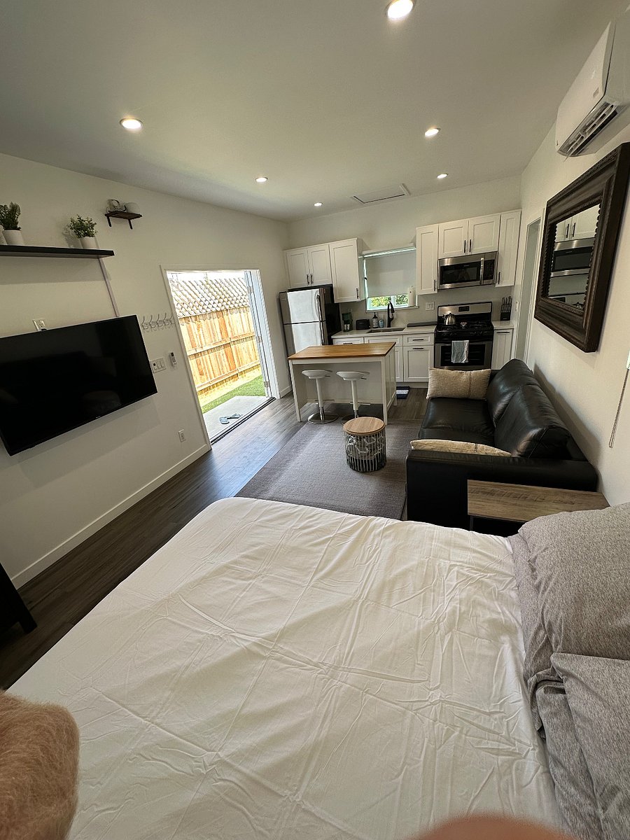 Furnished Finder property 746886_1 photo 17