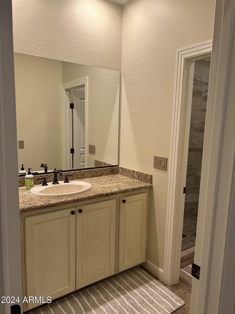 Upstairs hall bathroom