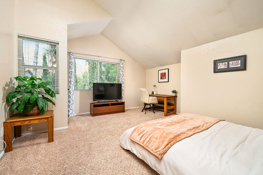 Furnished Finder property 746959_1 photo 33