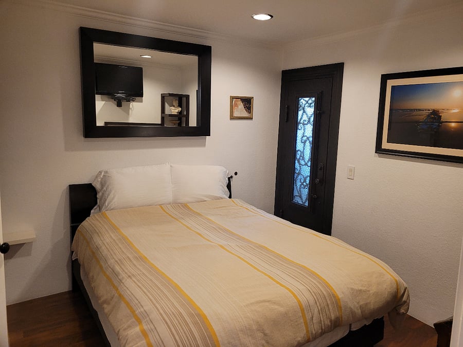 Downstairs private bedroom suite