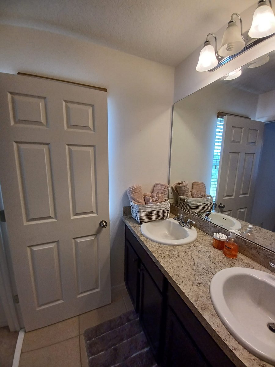 Furnished Finder property 747023_1 photo 10