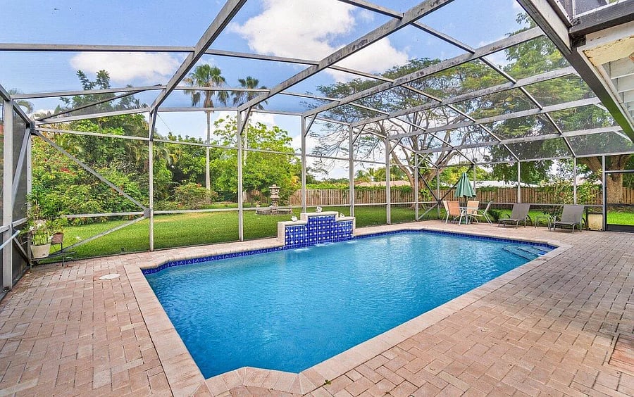 Furnished Finder property 747048_1 photo 2