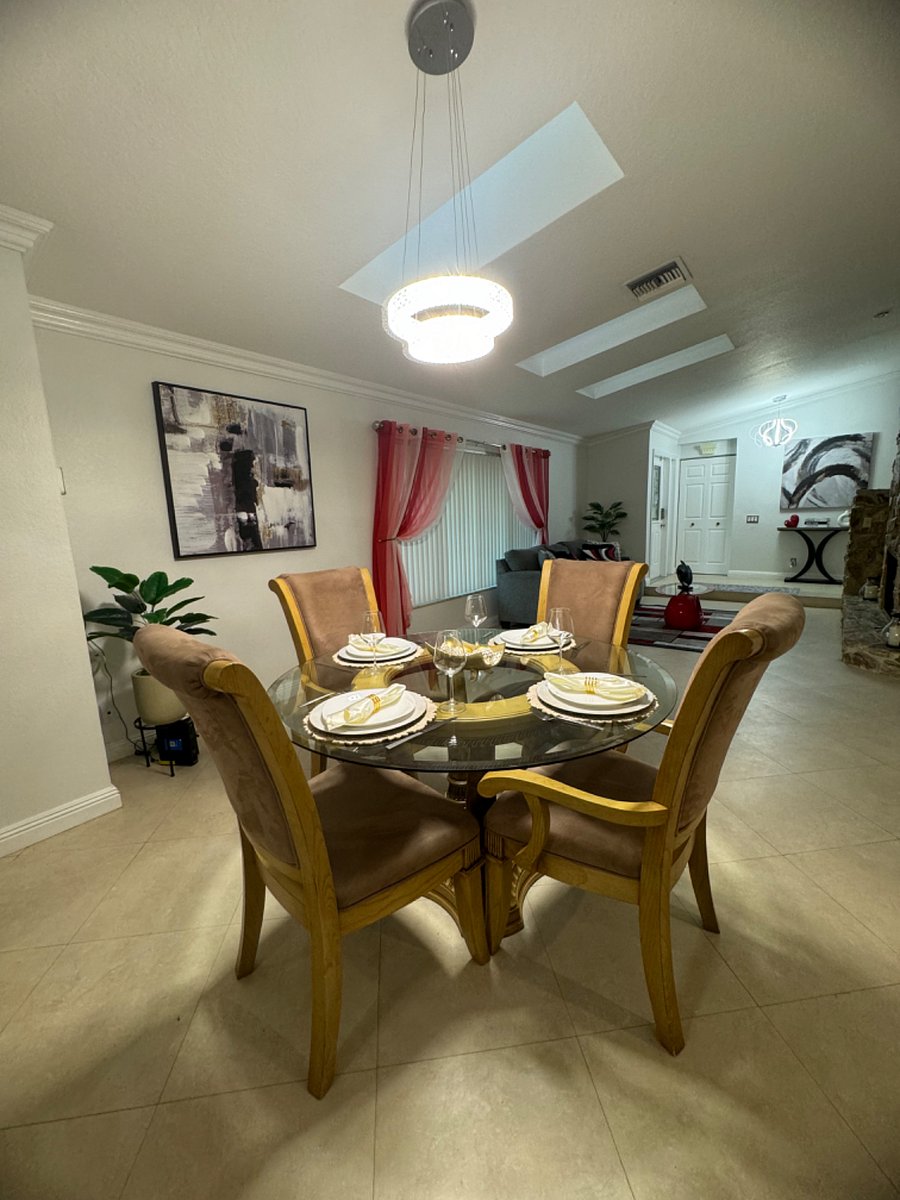 Furnished Finder property 747048_1 photo 14