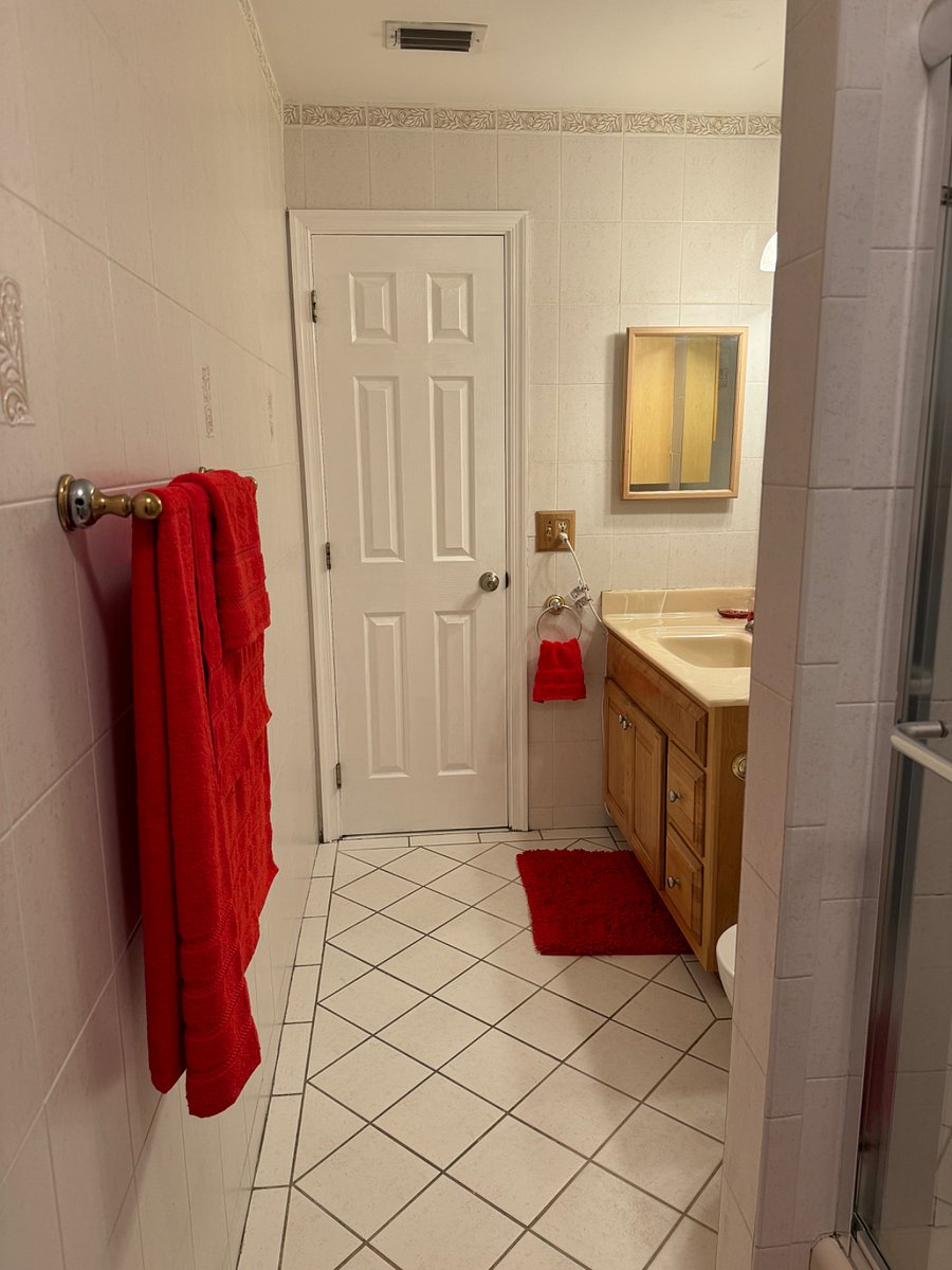Furnished Finder property 747048_1 photo 17