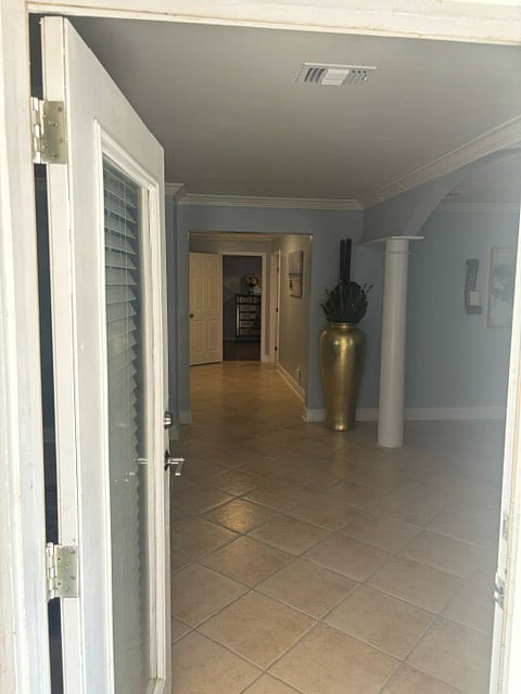 Furnished Finder property 747100_1 photo 5