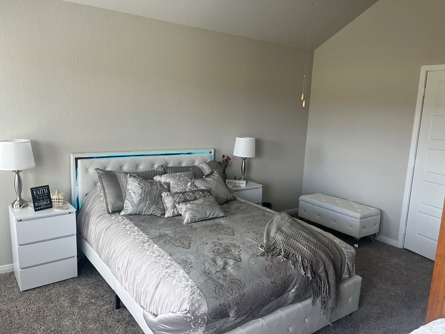 Queen Bed and dresser light up colors of your choice. New comfortable mattress. Connects to gym.  Touch lamps with USB and outlets. Large walk in closet with hangers and shelves. Desk, office chair in closet for quiet study time.  Closet is roomy with air conditioner. 