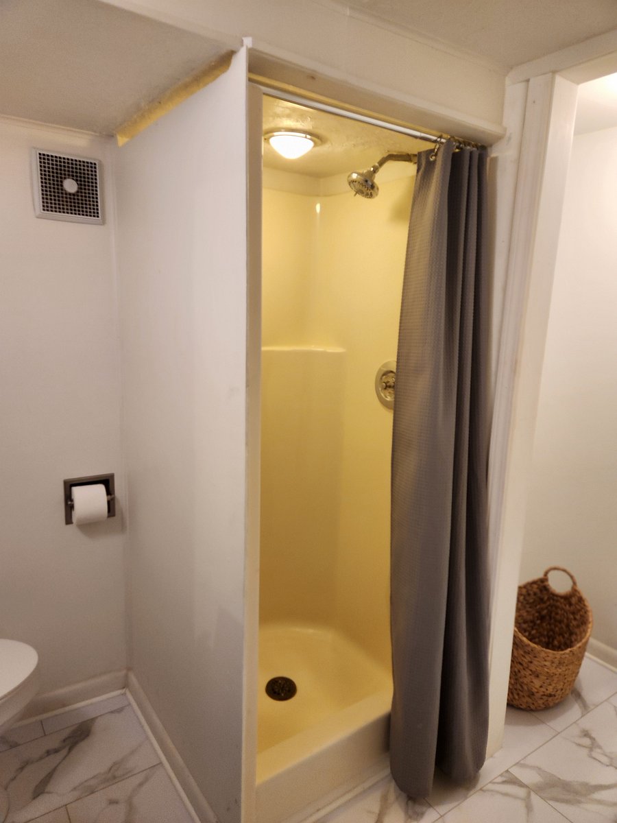 This shower, while very functional, is only 6 feet high -so those taller than 6 feet might find it more challenging to use.