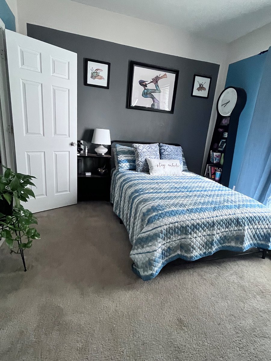 Guest Room #2
Downstairs