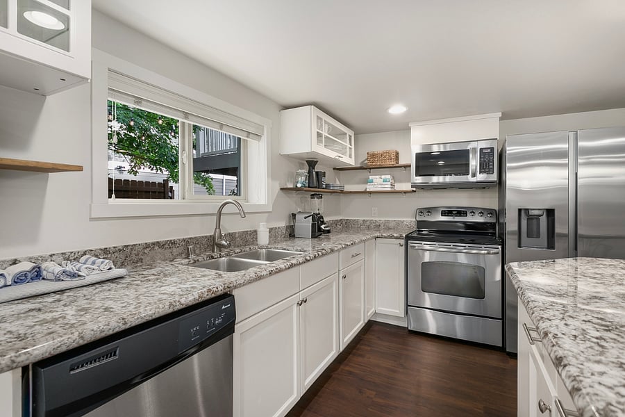 Furnished Finder property 747298_1 photo 6