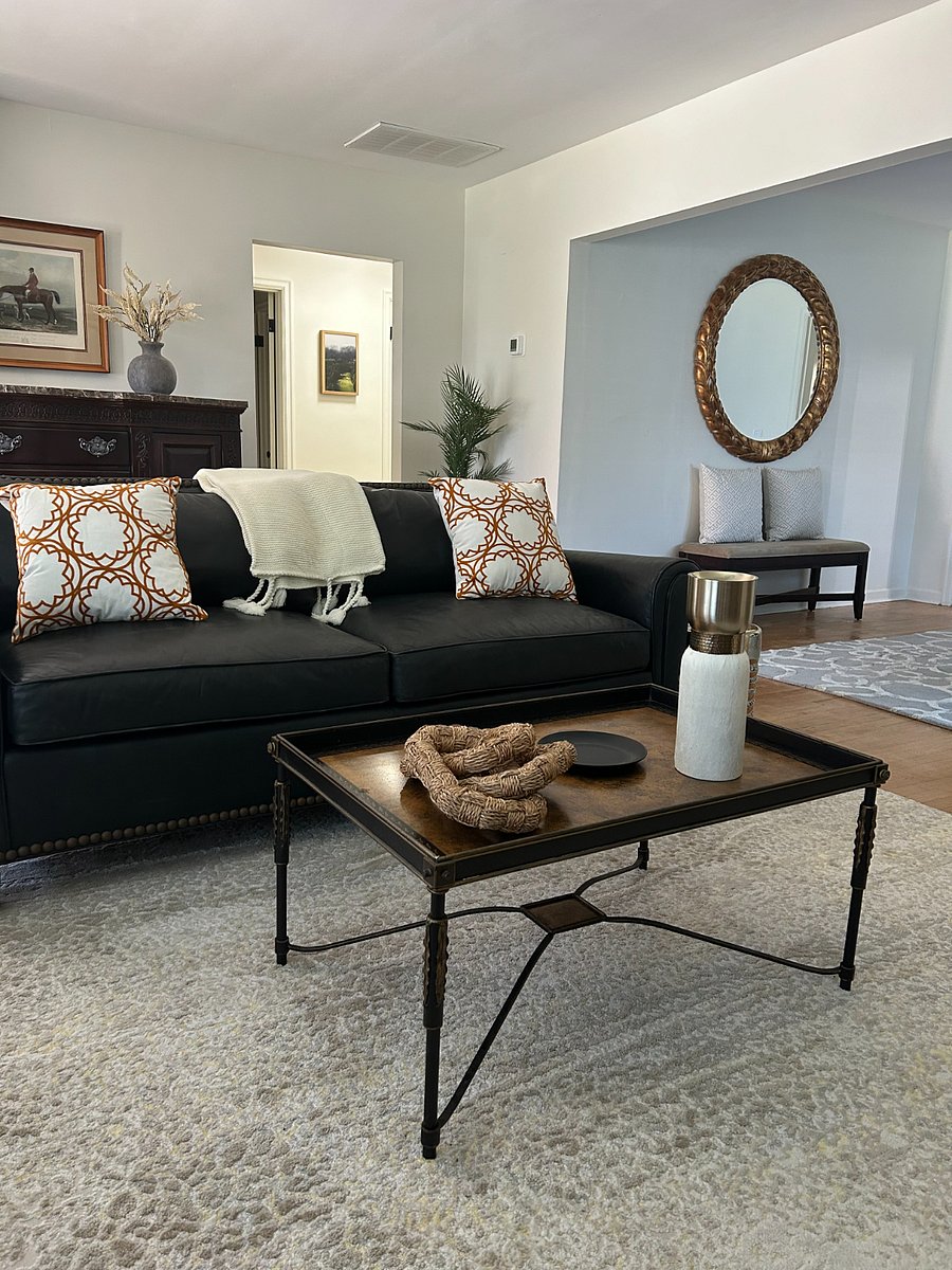 Living den room
