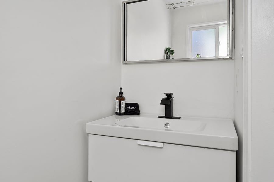 Furnished Finder property 747403_1 photo 11