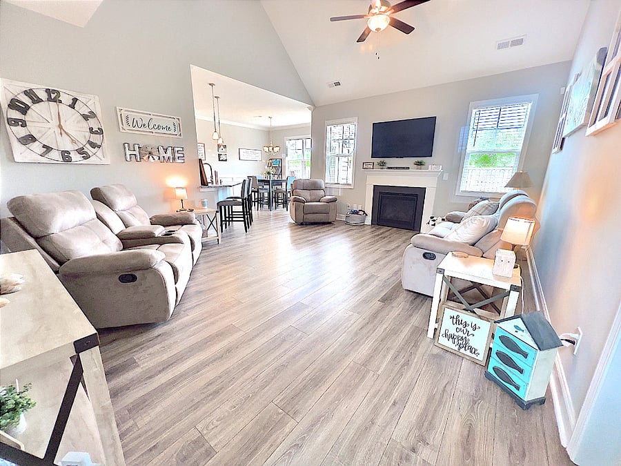 den/living room