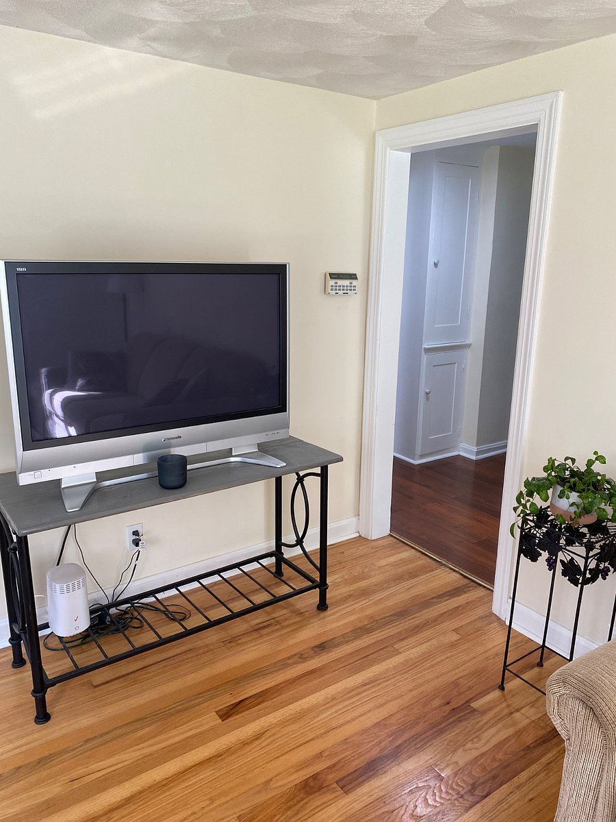 First floor living room with Amazon Fire Stick and Verizon wireless throughout home 