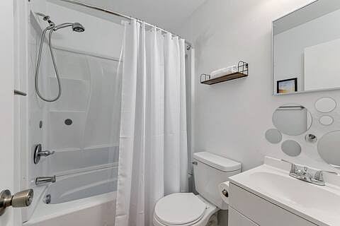 Furnished Finder property 747466_1 photo 18
