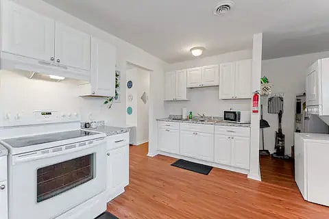 Furnished Finder property 747466_1 photo 11