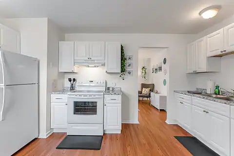 Furnished Finder property 747466_1 photo 8