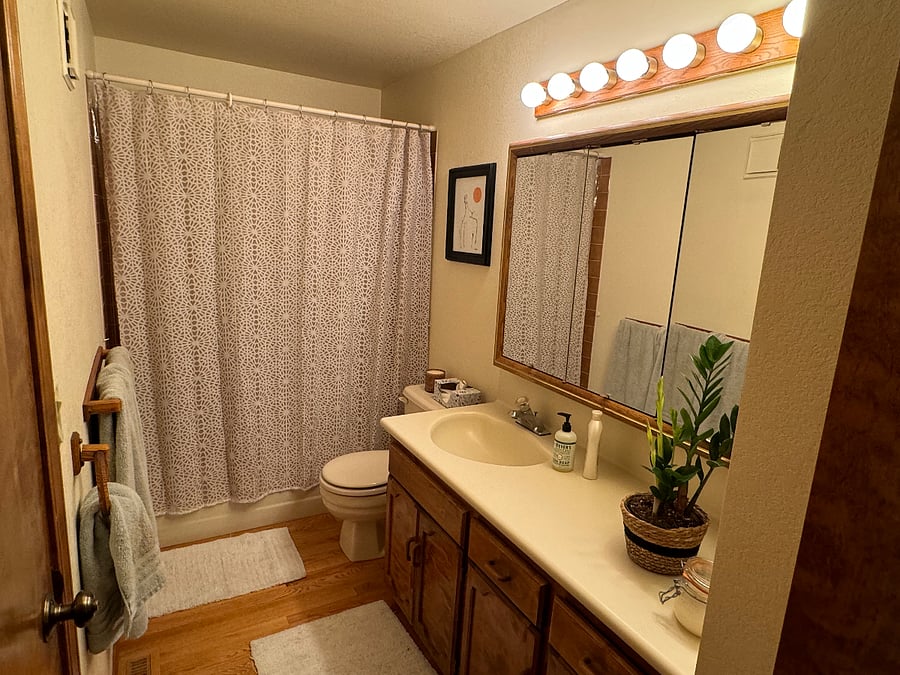 Secondary bathroom