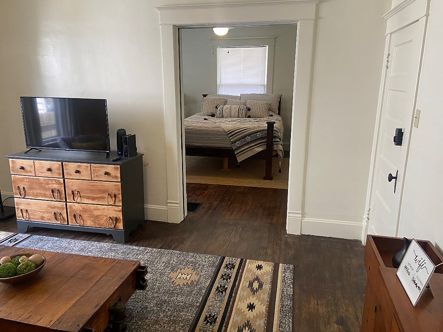 Furnished Finder property 747502_1 photo 8