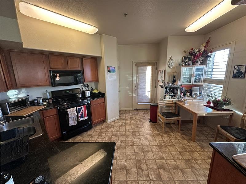 Furnished Finder property 747635_1 photo 9