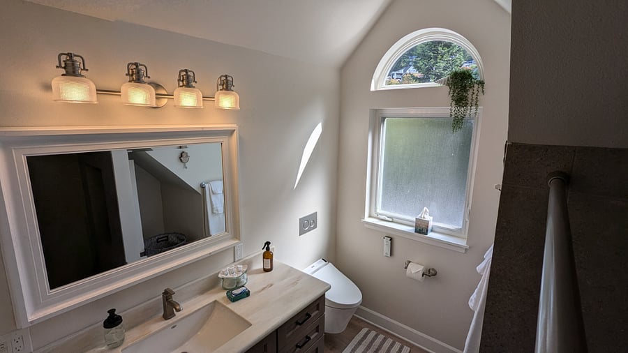 Modern Bathroom