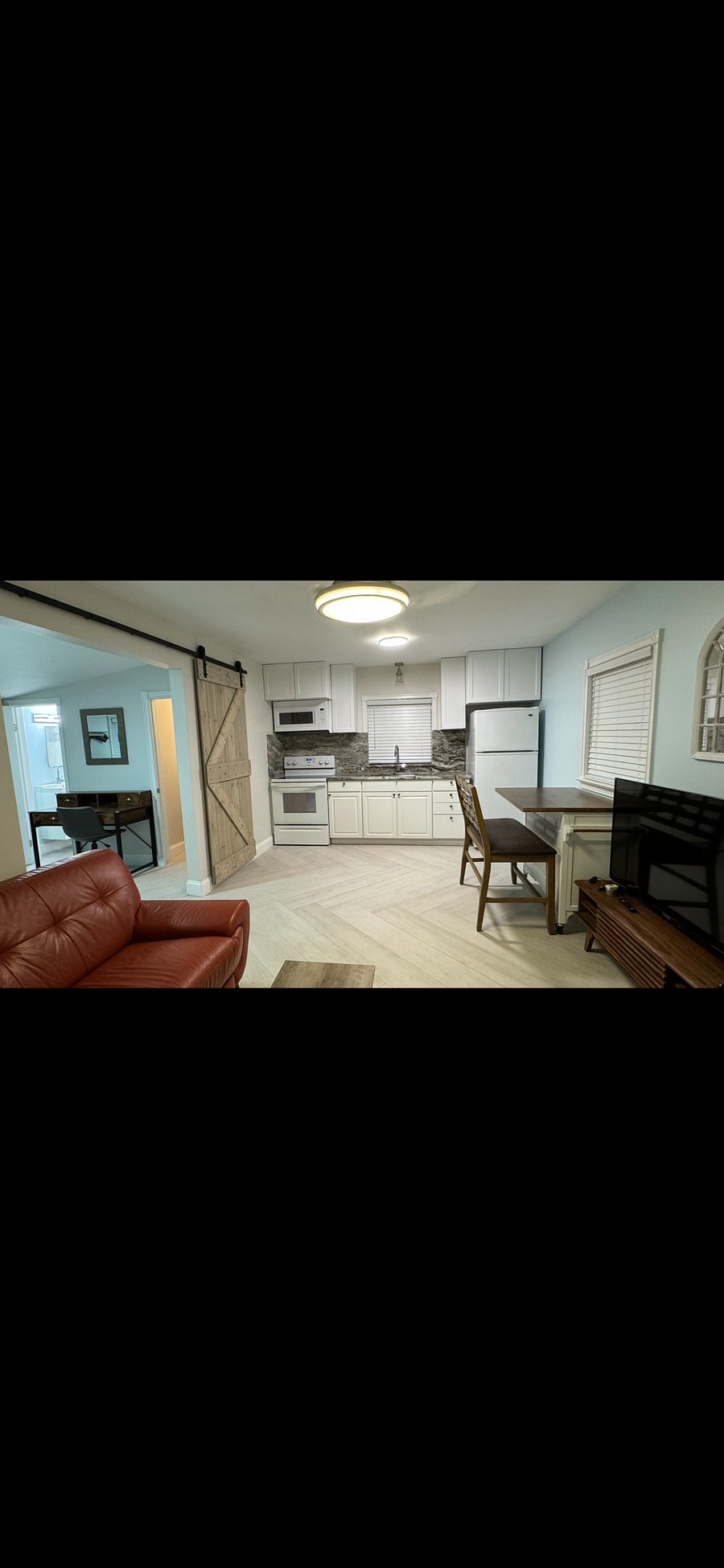 Furnished Finder property 747725_1 photo 1
