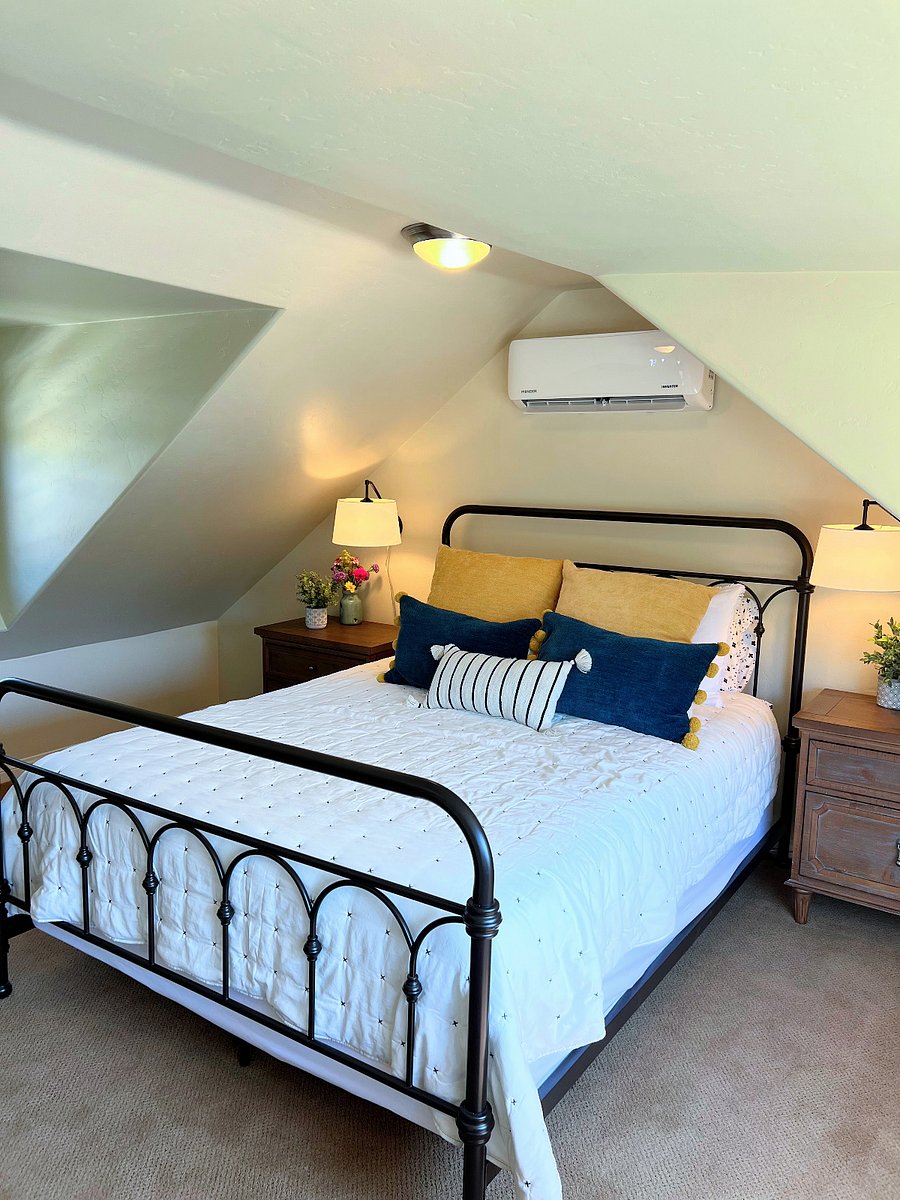 Loft Room, Queen Bed and Chair that folds into Single Bed, Blow up Single Bed
