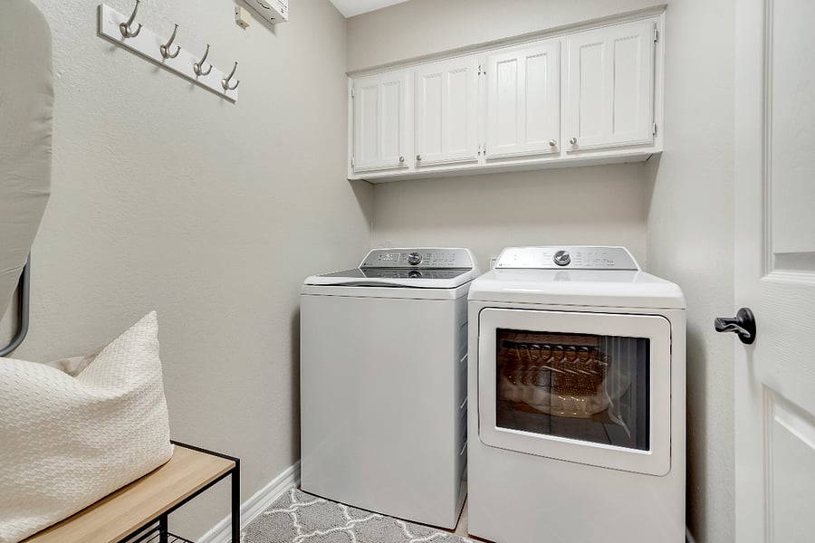 W/D for guest and detergent available