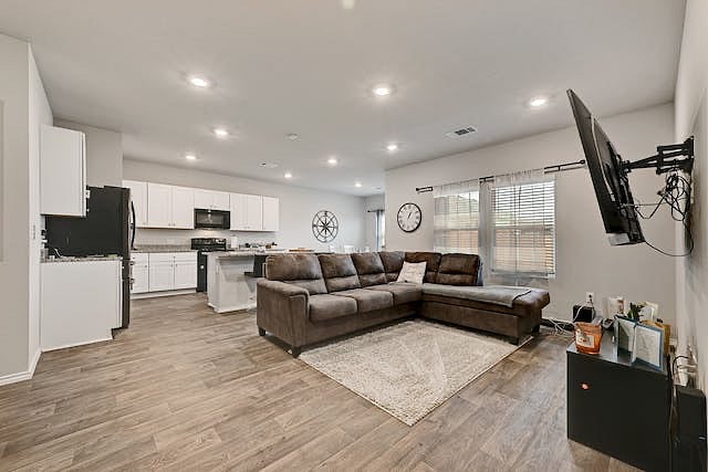 Furnished Finder property 747886_1 photo 12