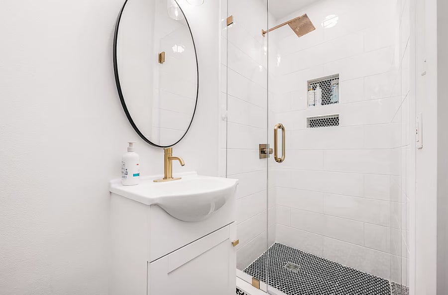 Full bath on main floor