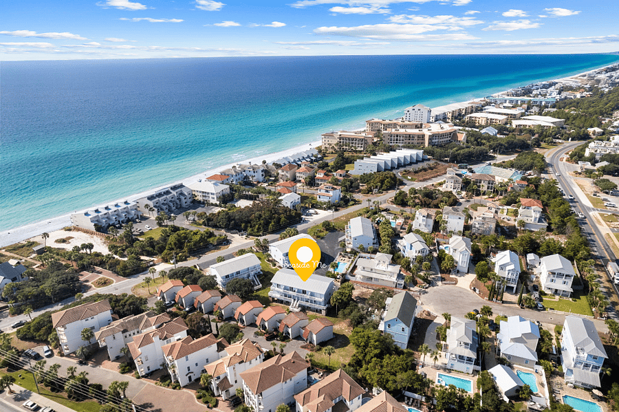 Only 3 min walk to beach access!