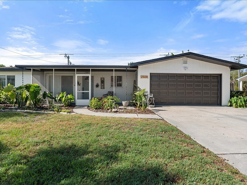 Furnished Finder property 747895_1 photo 11
