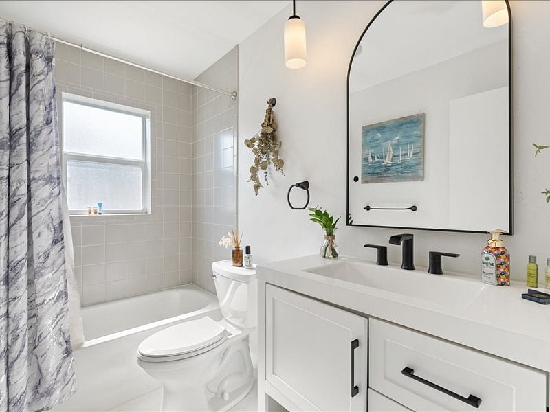 Furnished Finder property 747895_1 photo 9