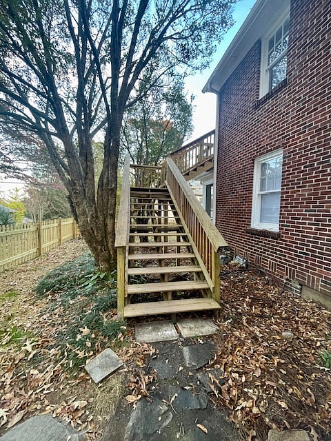 Separate fenced area for Unit B guests to enjoy the yard and deck areas