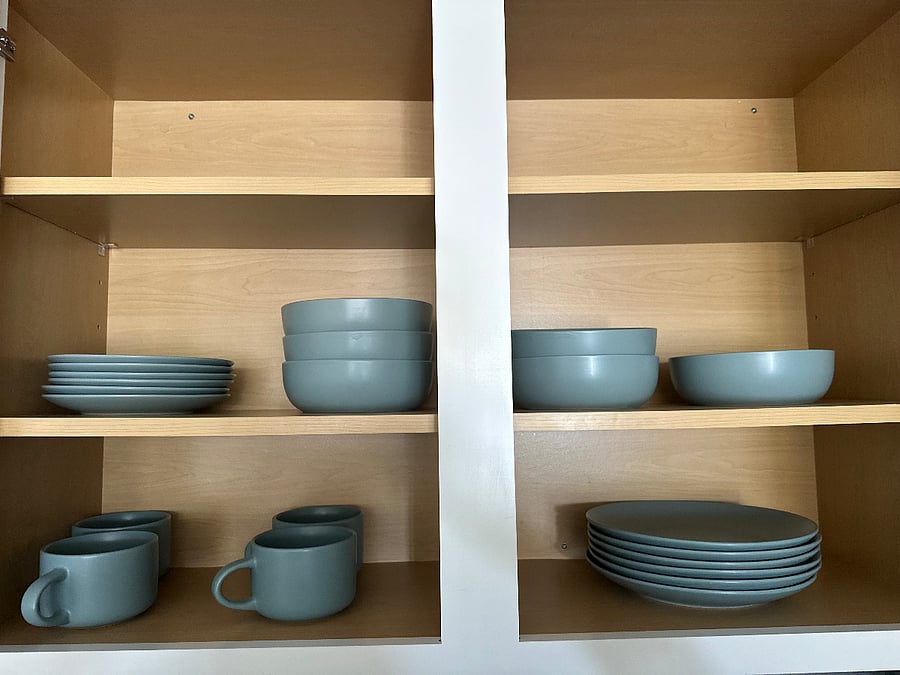 fully stocked kitchen