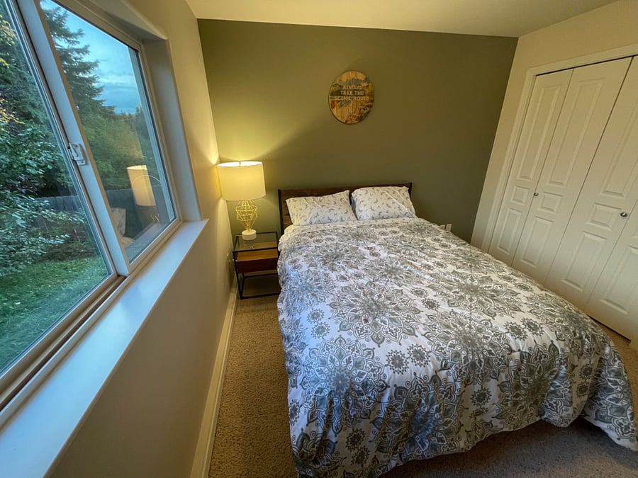 Room with new bedding