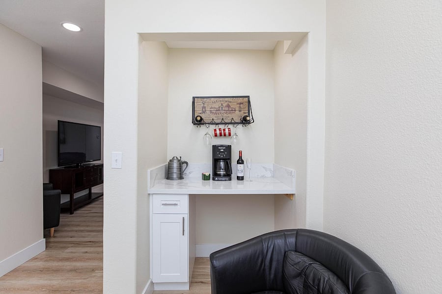 Furnished Finder property 748021_1 photo 18