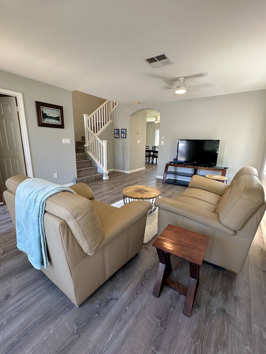 Furnished Finder property 748046_1 photo 4