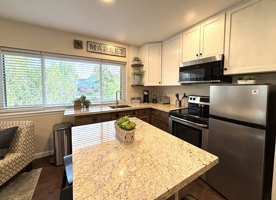 Furnished Finder property 748051_1 photo 5