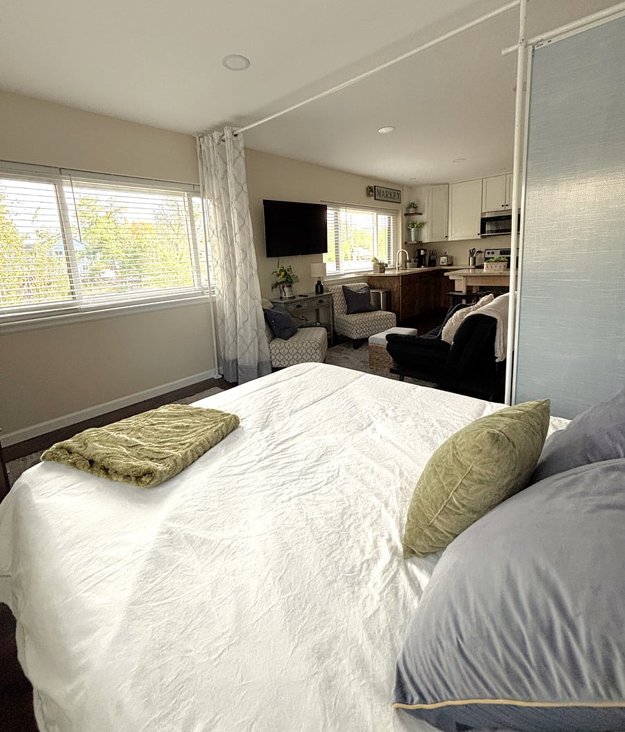 Furnished Finder property 748051_1 photo 24