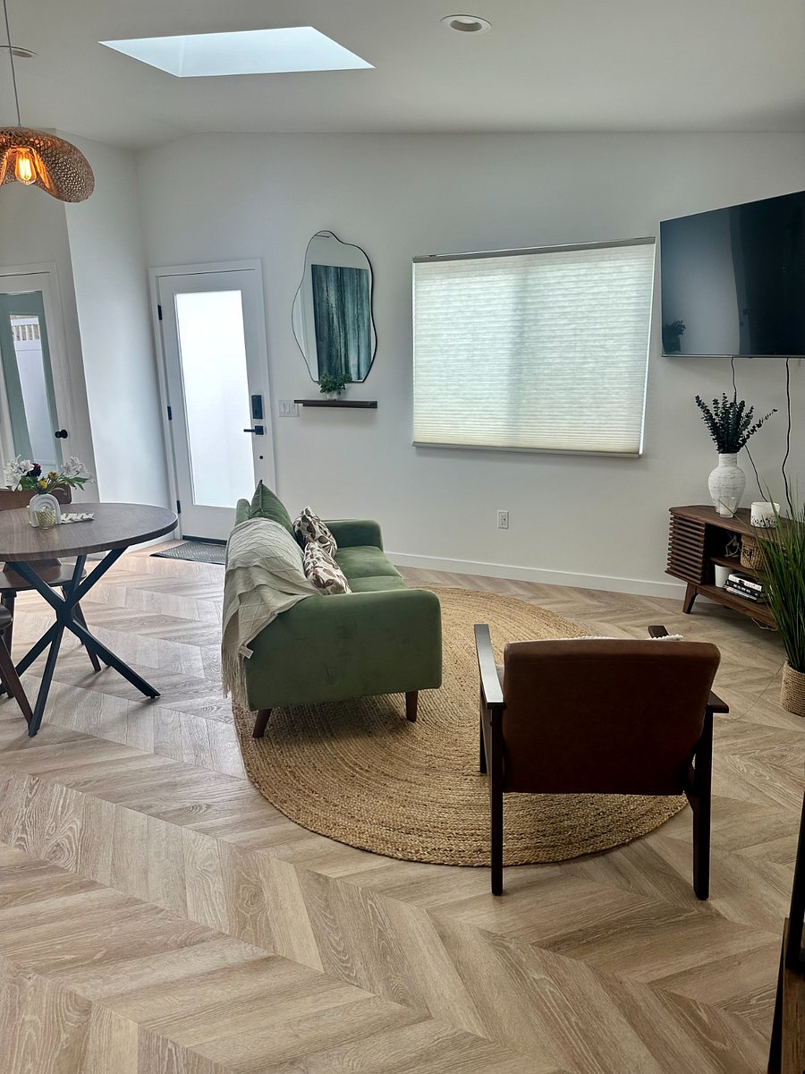 Furnished Finder property 748066_1 photo 3