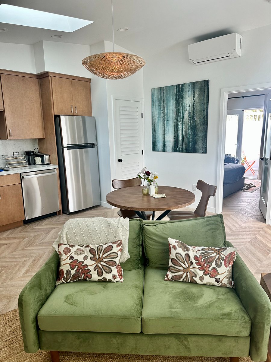 Furnished Finder property 748066_1 photo 4