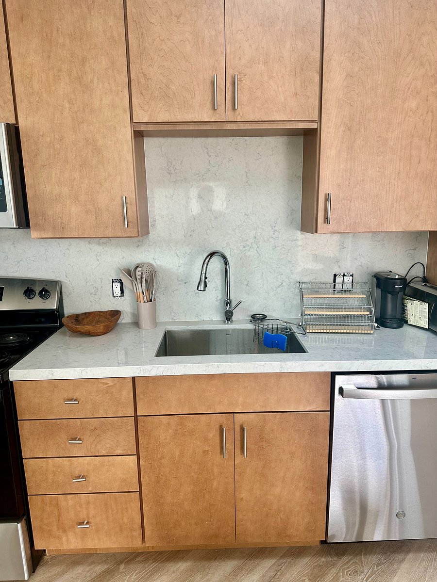 Furnished Finder property 748066_1 photo 8