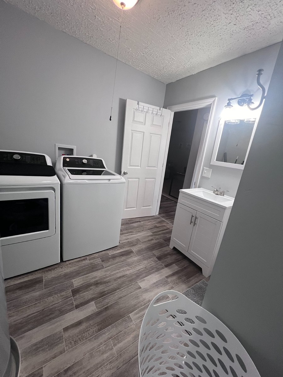 Furnished Finder property 748068_1 photo 17