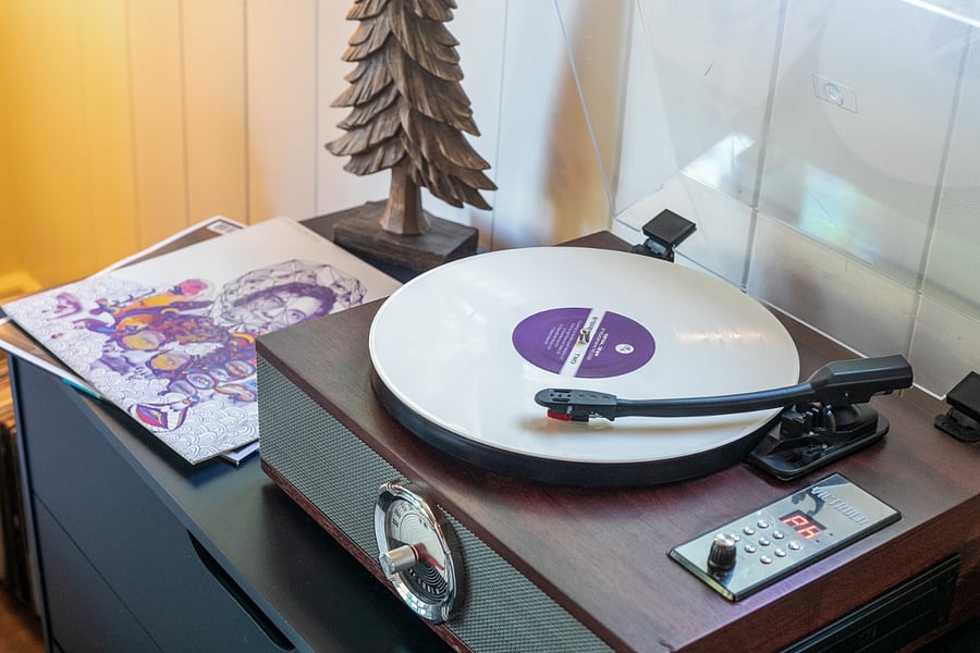 Record player with radio and blue tooth connectivity