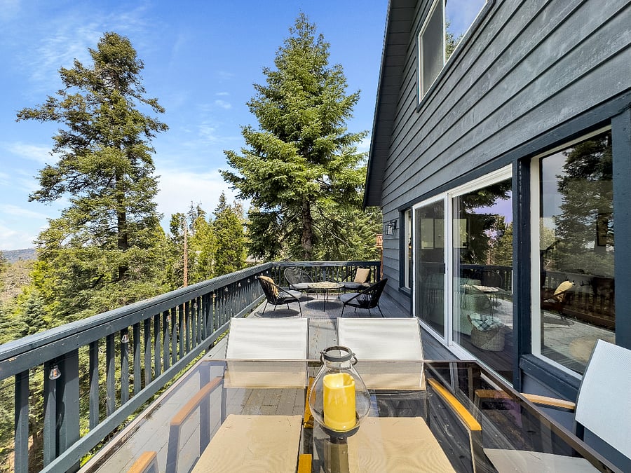 Large deck to accommodate
many