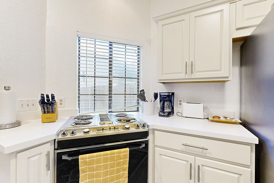 Furnished Finder property 748103_1 photo 7